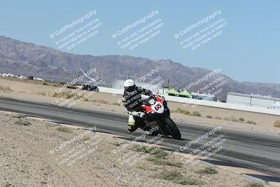 media/Oct-30-2025-Racers Edge (Thu) [[dabbdaf680]]/3-B Group/Session 3 (Turn 15 Inside)/